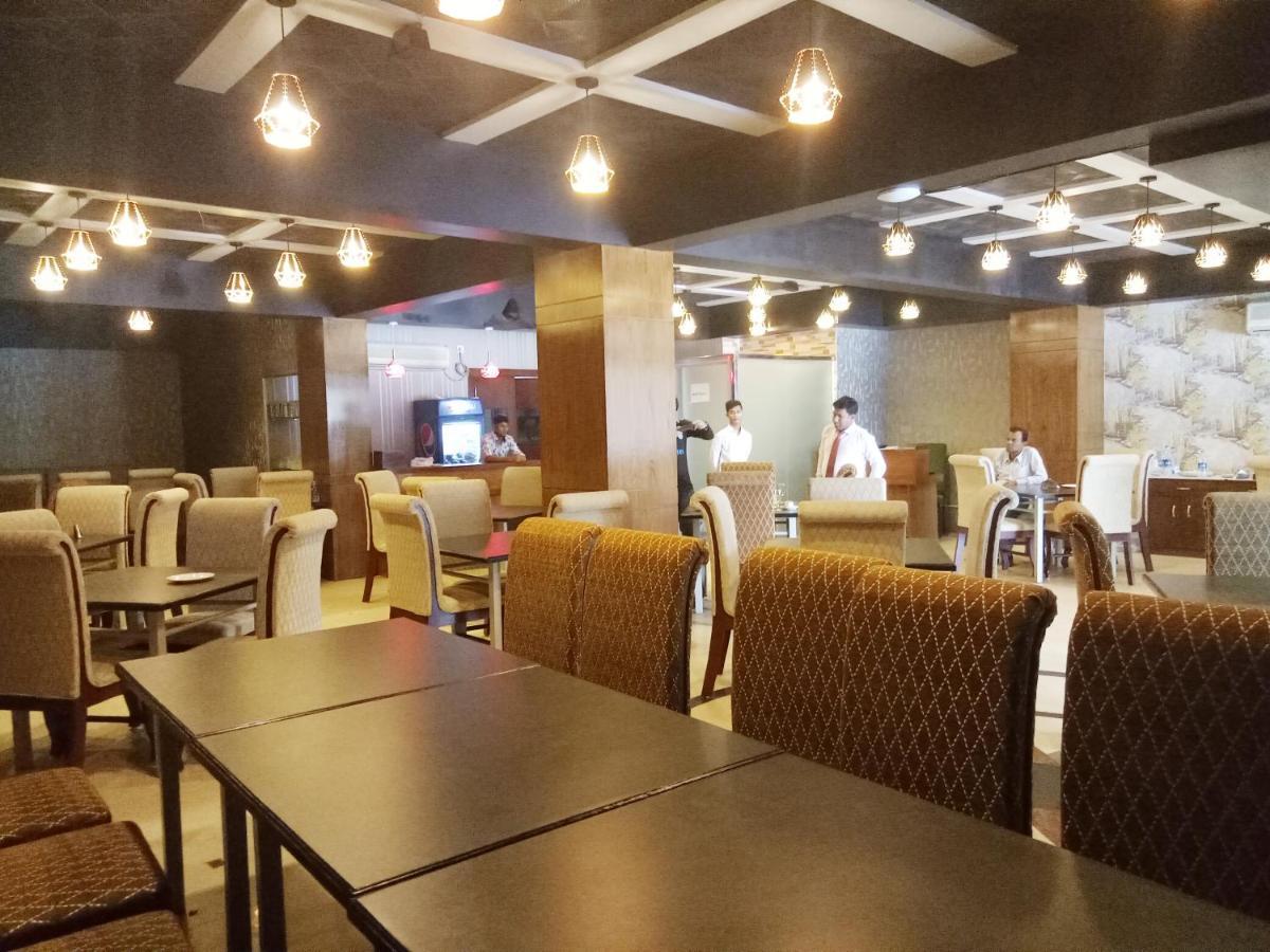 The Alina Hotel & Suites Читагонг Екстериор снимка
